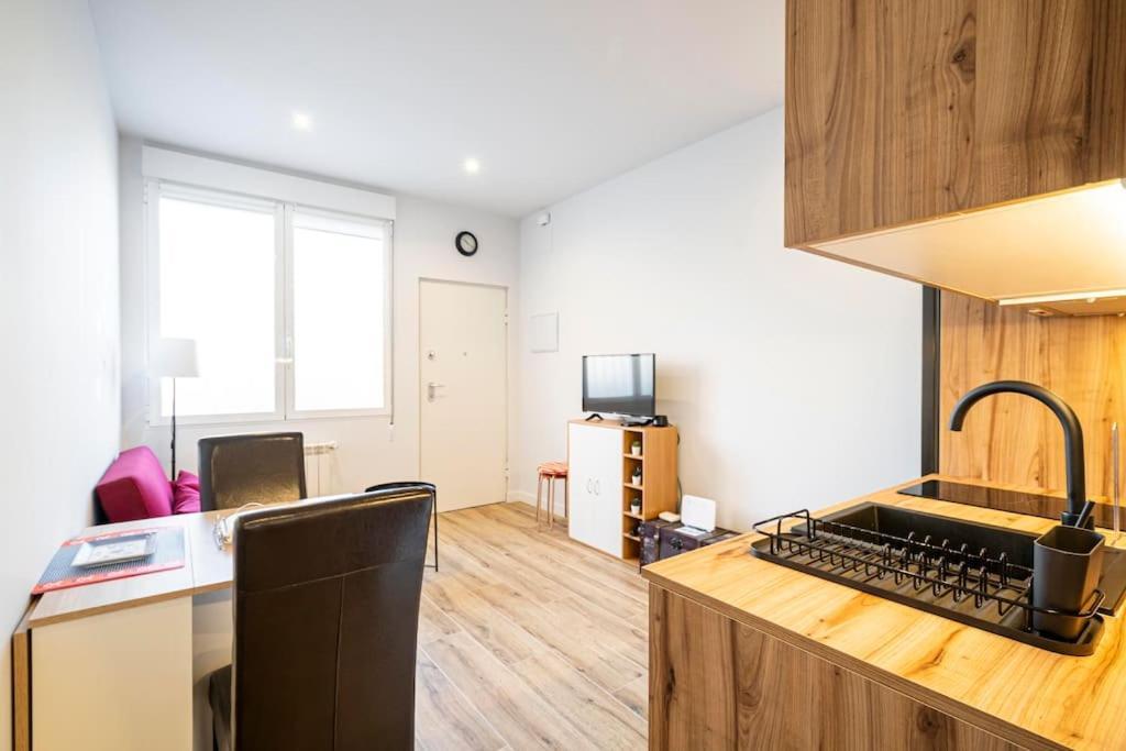 Agradable Apartamento A Pie De Calle-30 Min De Sol Madrid Esterno foto