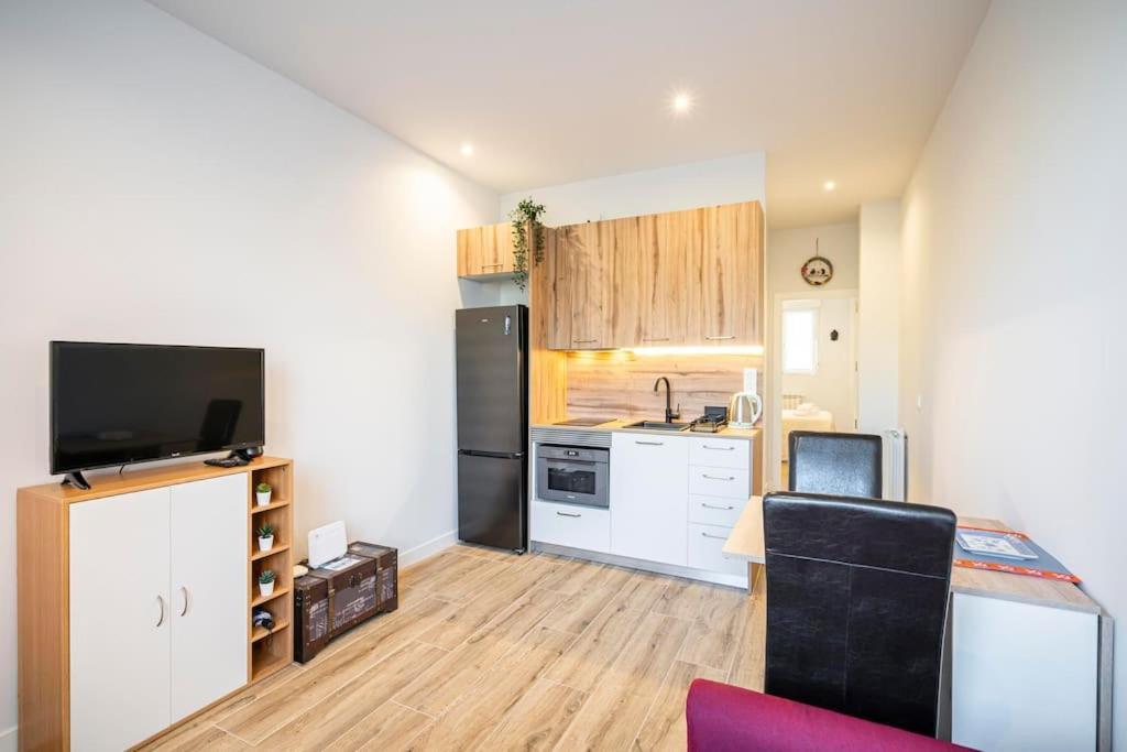 Agradable Apartamento A Pie De Calle-30 Min De Sol Madrid Esterno foto